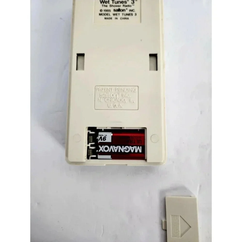 Vintage 1985 Wet Tunes 3 AM/FM Shower Radio, Salton Inc, RARE